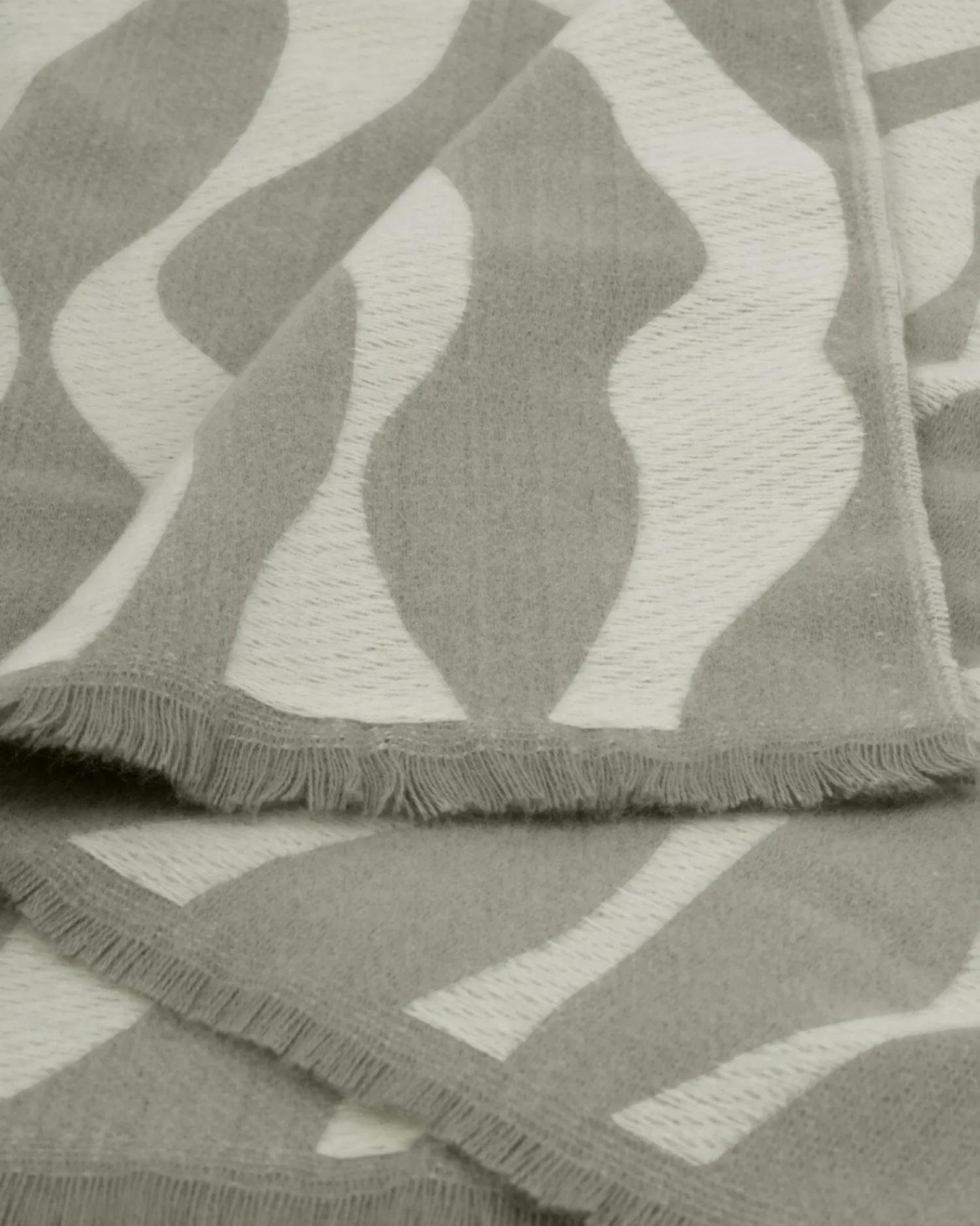 Katie Loxton Printed Blanket Scarf Green Mist Best
