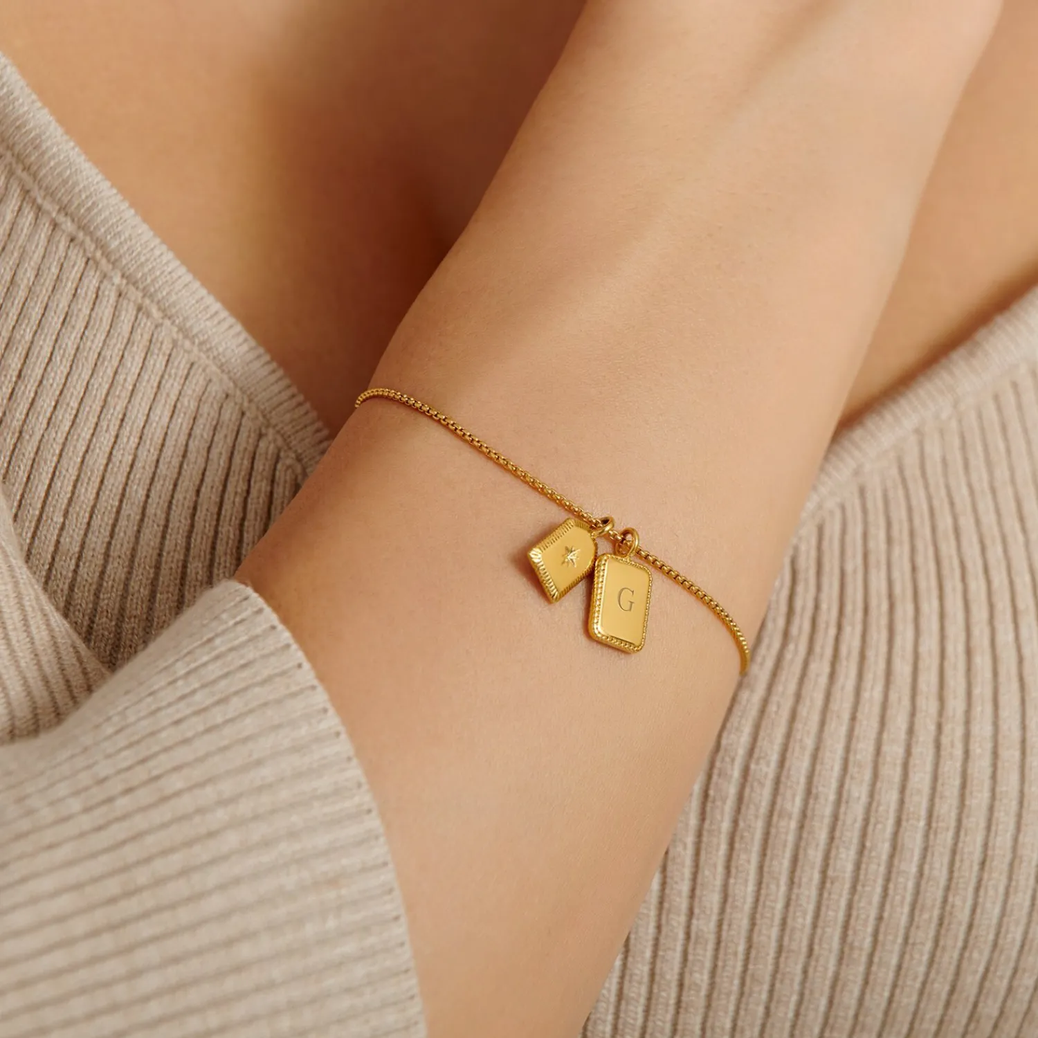 Katie Loxton ' Waterproof Gold Charm Bracelet Treasured Friend Outlet